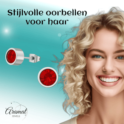 Rode kristal oorstekers – 5mm zilverkleur RVS - Aramat Jewels - Oorbellen - cadeautip