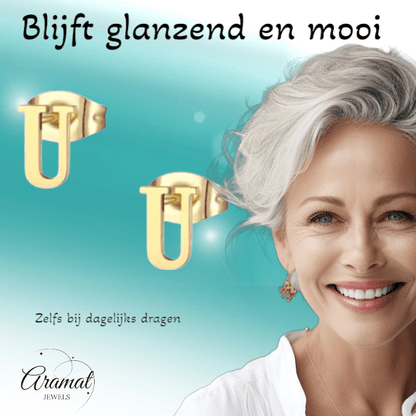 RVS Letter U Oorbellen Goudkleurig – Initiaal - Aramat Jewels - Oorbellen - cadeautip