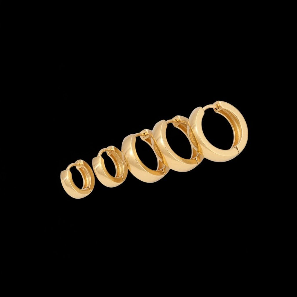 RVS mini oorringen set – goudkleurig – 3 maten huggies - Aramat Jewels - Oorbellen - cadeautip