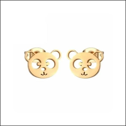 Een paar gouden oorbellen met een kattengezichtje