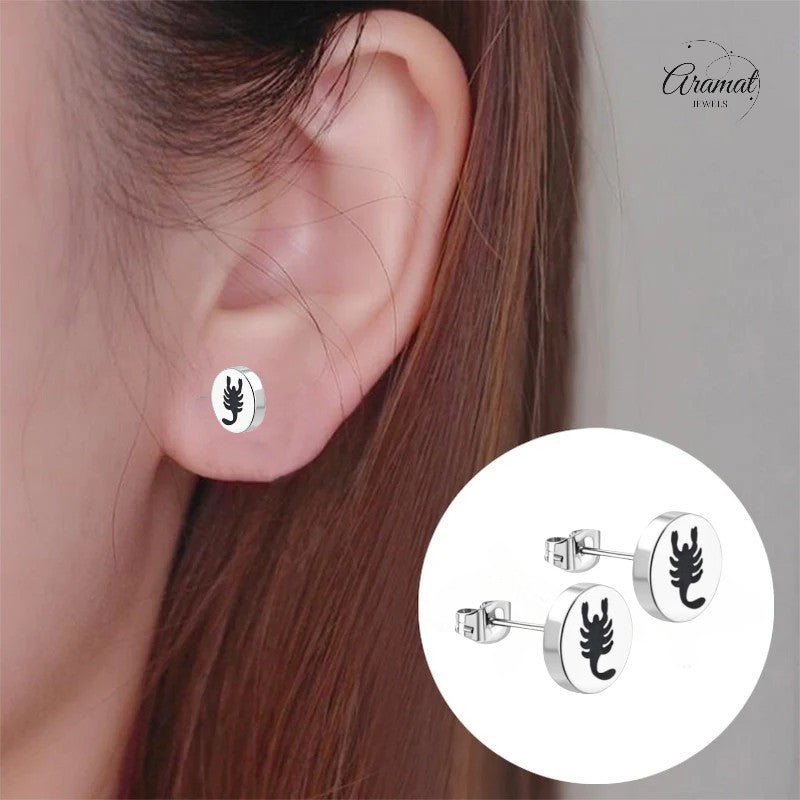 Schorpioen Oorbellen Zilverkleurig RVS – 8mm – Dieren oorstekers - oor2842 - tte653 - Oorbellen kopen# - 8mm - alles - cadeau