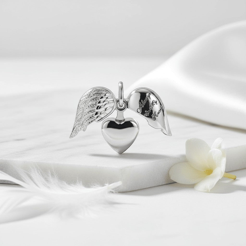 Stalen Ashanger Hart met Beweegbare Engelenvleugel 25x20mm - Aramat Jewels - Gedenkhangers - cadeautip