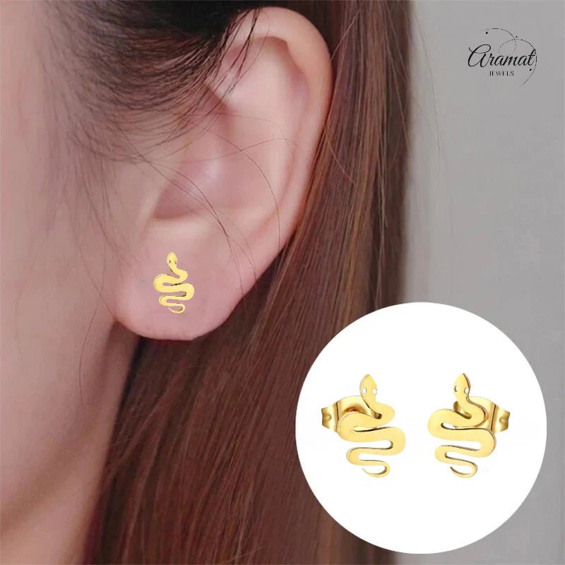 Stalen Slang Oorbellen – Goudkleurig RVS – 12x7mm – Dieren Oorstekers - oor2134 - Oorbellen kopen# - 12mm - alles - cadeau