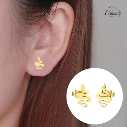Stalen Slang Oorbellen – Goudkleurig RVS – 12x7mm – Dieren Oorstekers - oor2134 - Oorbellen kopen# - 12mm - alles - cadeau