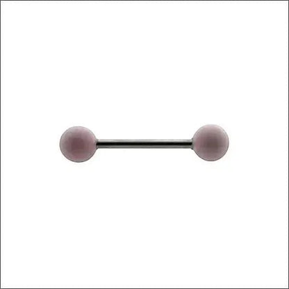 Een paar roze glazen bollen op een zwarte metalen staaf