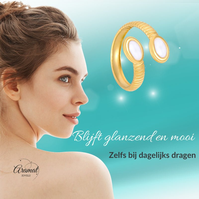 Verstelbare RVS Ring met Parelwitte Emaille Ovalen - Goudkleur (15 mm) - Aramat Jewels - Ringen - cadeautip
