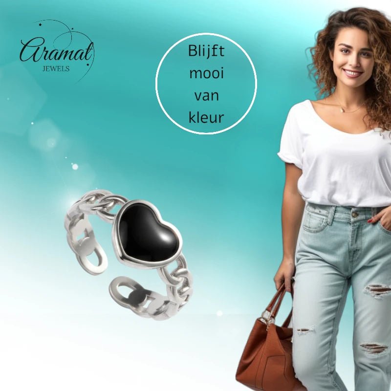 Verstelbare RVS Ring met Zwart Emaille Hartje - Zilverkleur (8 mm) - Aramat Jewels - Ringen - cadeautip