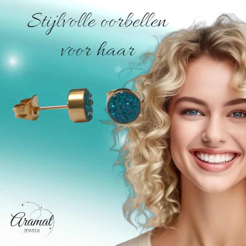 Zeegroene kristallen oorstekers 6 mm – goudkleurig - oor3100 - Oorbellen kopen# - 6mm - alles - Blauwgroen