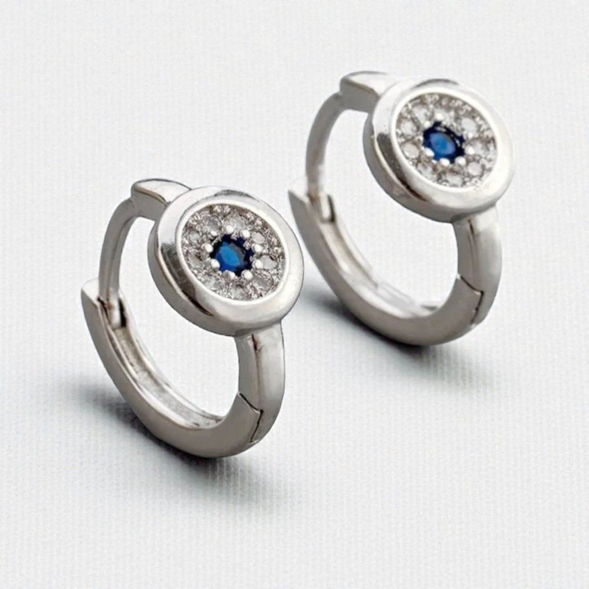 Zilveren Oorringetjes met Blauwe en Transparante Zirkonia - Aramat Jewels - Oorringen - cadeautip