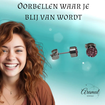 Zilverkleurige oorstekers met lichtroze kristal – 6 mm - oor3084 - Oorbellen kopen# - 6mm - alles - cadeau