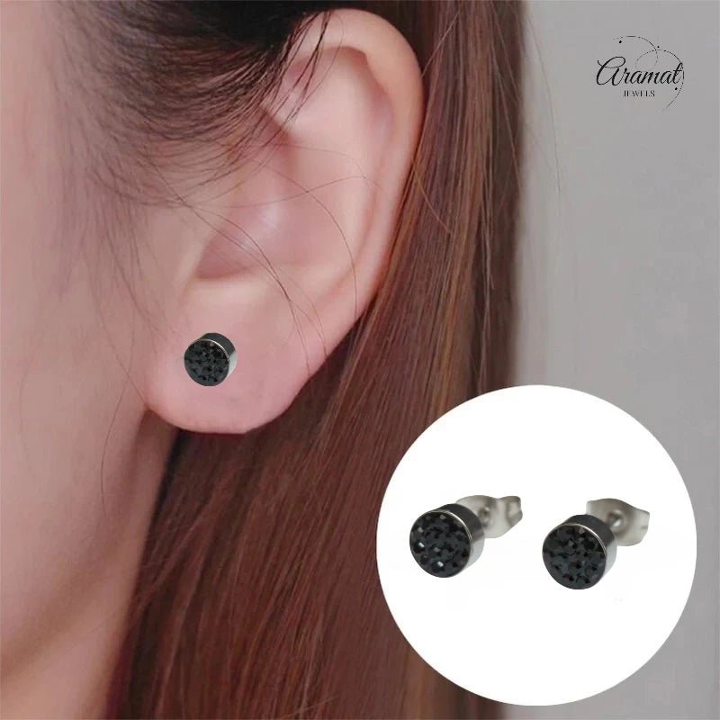 Zilverkleurige oorstekers met zwarte kristallen – 6 mm - oor3087 - Oorbellen kopen# - 6mm - alles - cadeau