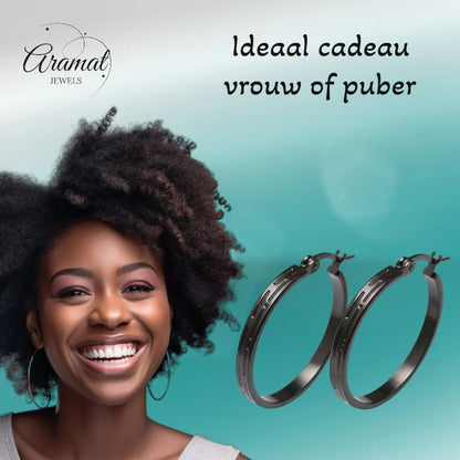 Zwarte RVS Oorringen met Streepjes Motief - 30 mm - Aramat Jewels - Oorringen - cadeautip