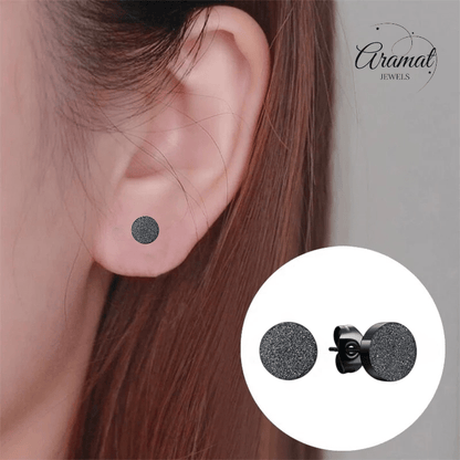 Zwarte RVS Oorstekers Mat 7mm Sandblasted - Aramat Jewels - Oorbellen - cadeautip