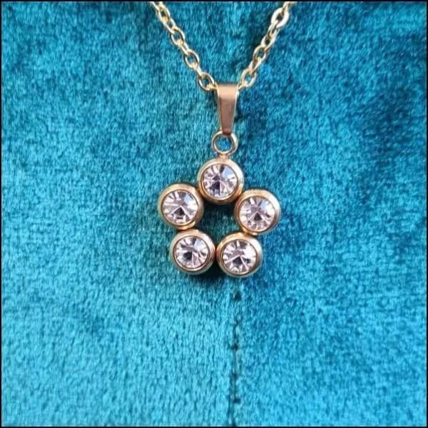 Zirkonia Halsketting -staal-45cm-5 Steentjes 15mm 45cm 8720157038399 alles anker Aramat Jewels blauw chirurgisch staal dames Goudkleur- Transparant goudkleurig halskettingen ket692 Ketting met hanger Meerdere kleuren met hanger Met_hanger Met_steen Multi Kleur Multikleur multikleurig nakijken Nieuw PVD rond rood roze Schakelketting Staal tekst transparant uniseks unisex Volwassenen Zilverkleur- Transparant Zilverkleur-Multi kleur zilverkleurig zirkonia