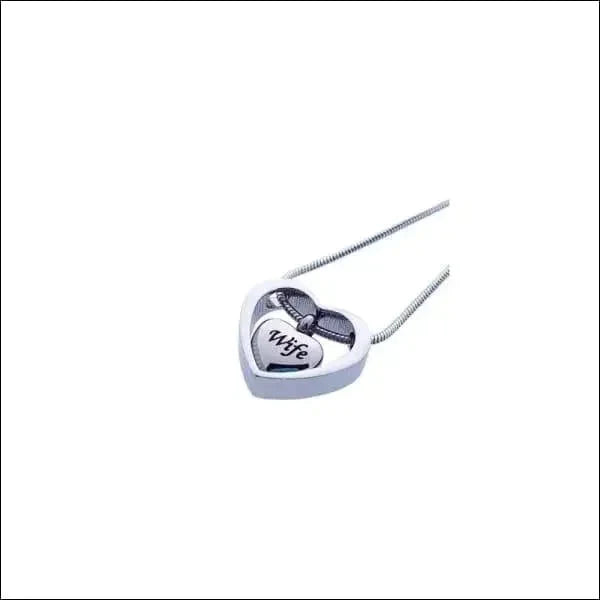 Stalen Ashanger Hart In Hart Vrouw | Crematie As Sieraad | Zilverkleurig-2cm 8720157059288 alles Aramat Jewels ashangers Assieraad chirurgisch staal Gedenkhangers gedenksieraden Geen edelsteen hang771-wka717 hart Meerdere kleuren Meerdere Varianten PVD staal uniseks Volwassenen zilverkleurig zonder steen Zonder_steen hart-jewels-925