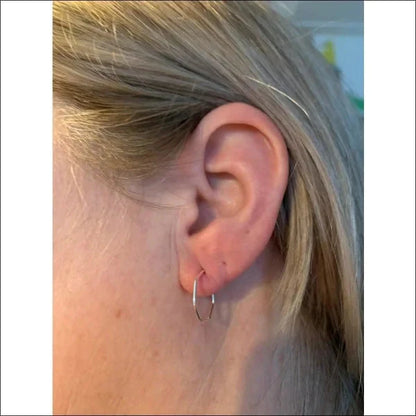 Geometrische Oorringetjes Zeshoek Zilver 14x0.8mm 925 Zilver 0.8mm 14mm 8720157043362 alles Aramat Jewels dames elf925 Geen edelsteen Geen hanger Geen_Parel Geen_steen geometrisch kinderen nakijken oor4548-39123 oorbellen oormodel Oorringen oorringetjes plastick rond silver unisex Volwassenen zeshoek zilver Zonder_hanger